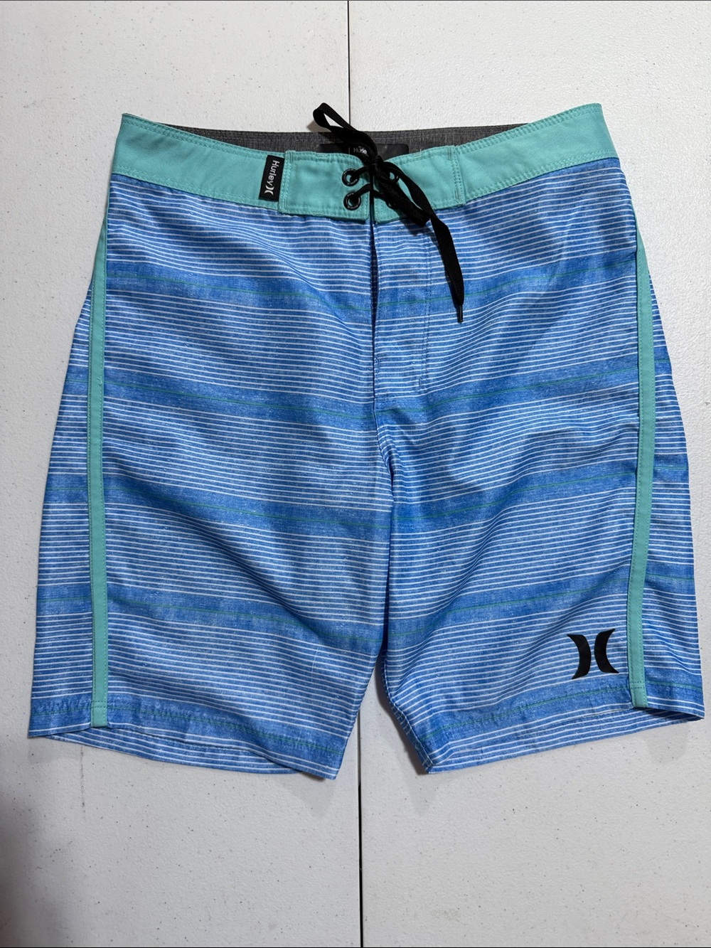 Hurley Blue Striped Board Shorts with Mint Trim Boy’s Size 10 New W/out Tags
